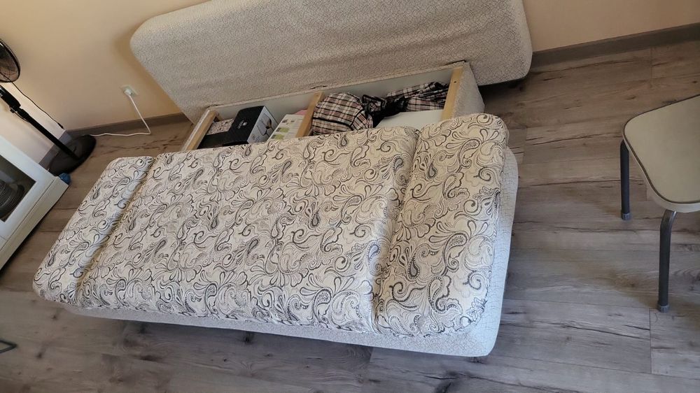 Продаётся диван раскладной  раздвижной