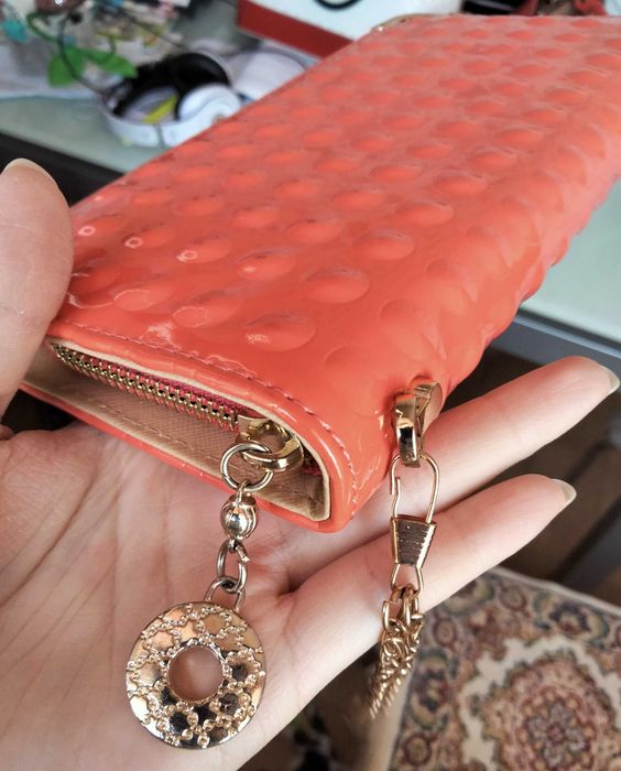Женский КЛАТЧ на цепочке. Новый розовый коралловый. Сумочка. Кошелёк