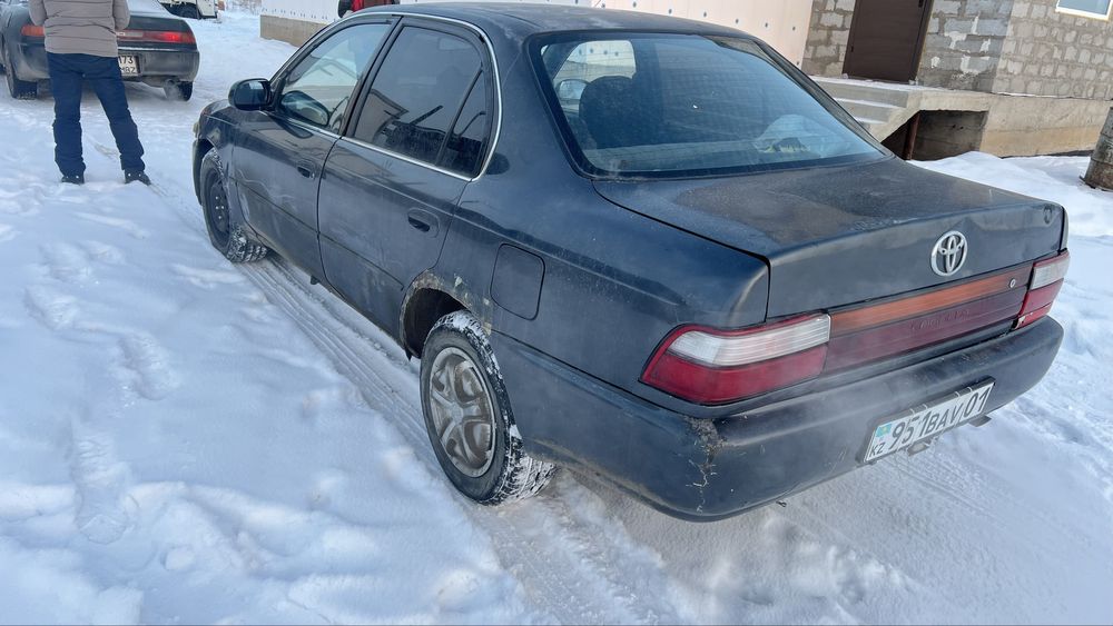 Тойота каролла 1.3 об