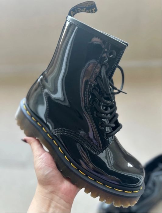 Vand bocanci Dr. Martens 1460 Collection