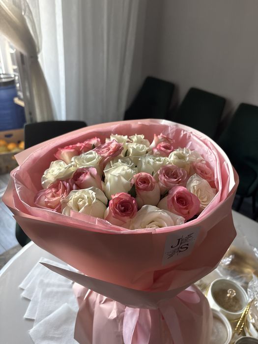 Продам роза 25шт свежый..