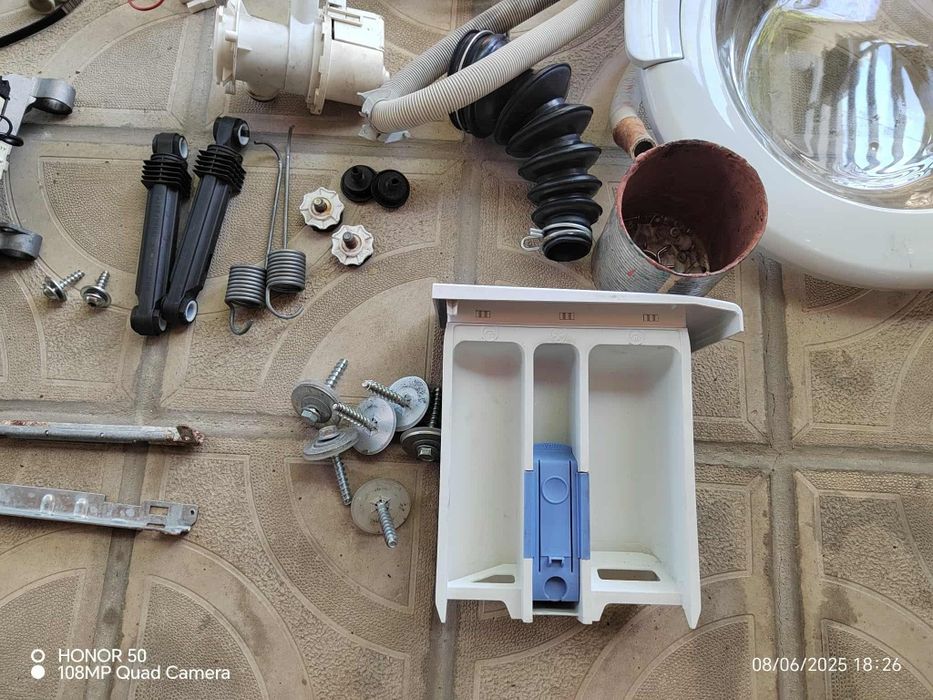 Пералня Beko slim  за части