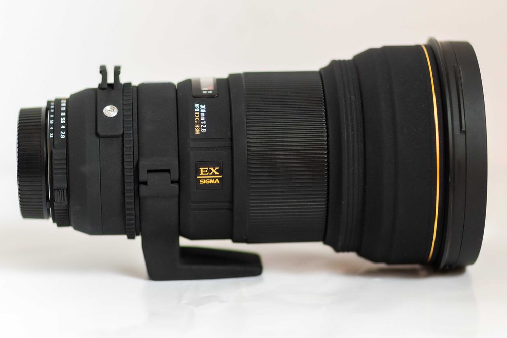 Super obiectiv SIGMA 300mm f2.8 EX APO DG HSM - NIKON FX