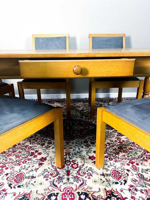 Френска  трапезна маса