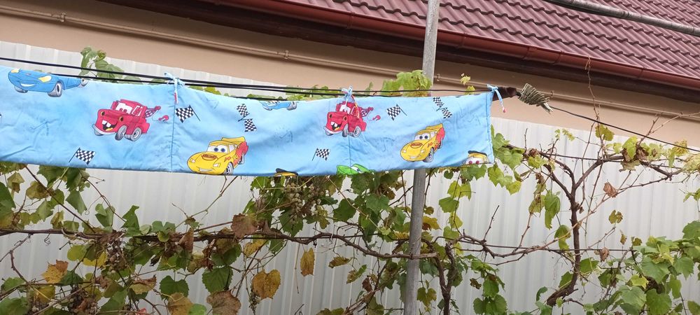 **Disney Cars | Aparatori  Protectie laterala patut bebe | 175 x 28 cm