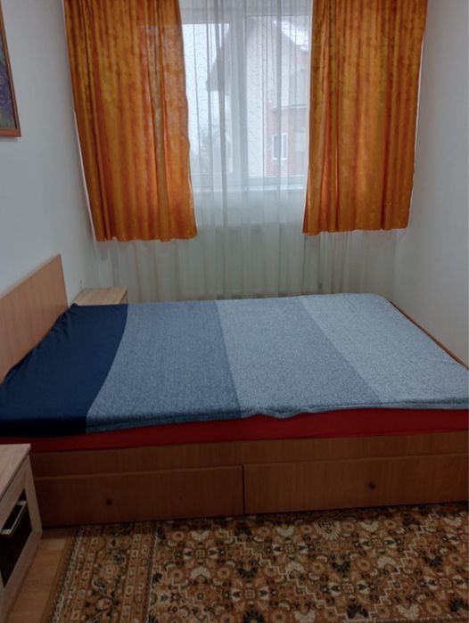 Inchiriez ap 2 camere centru