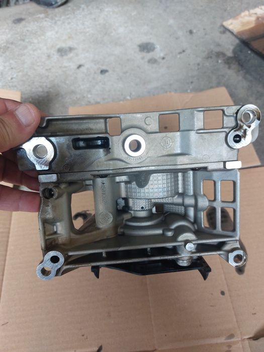 Pompă ulei BMW 3000 diesel