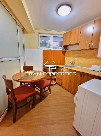 Дава се под наем Двустаен апартамент в Варна, Център - 54 кв.м за 400 € - Снимка #2