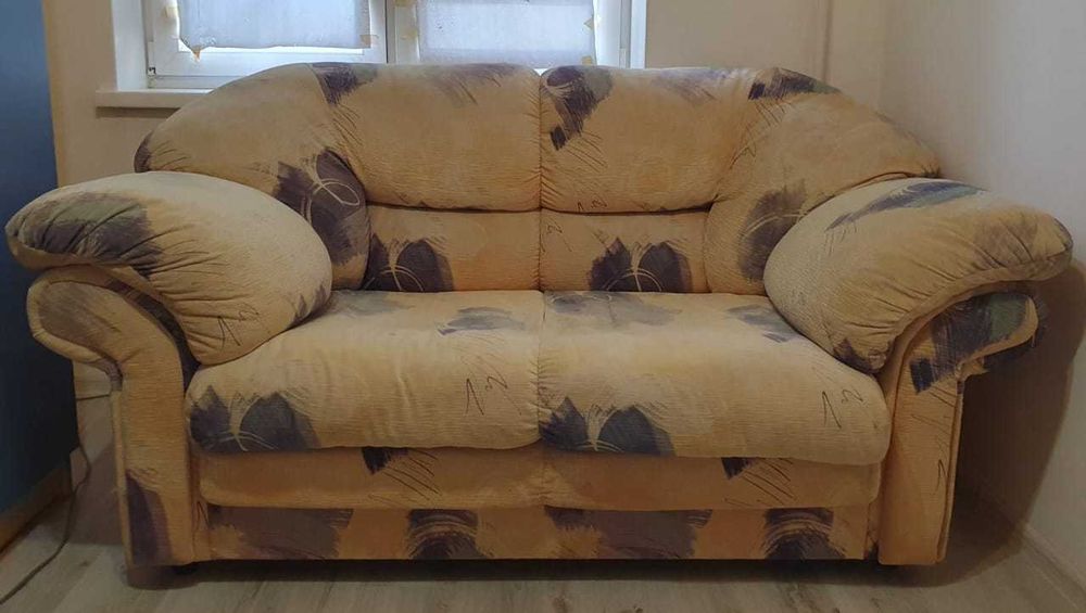 Диван б/у в хорошем состоянии