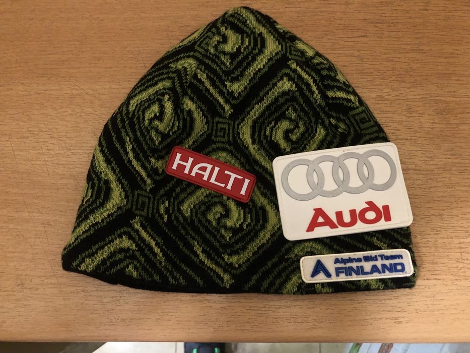 Зимна шапка и лента Phenix и Eisbar Halti