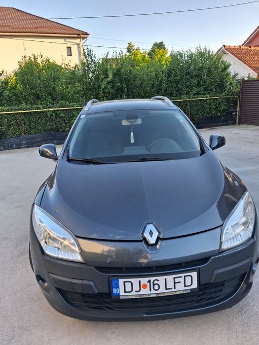 RENAULT Megane 2011 — imagine 2
