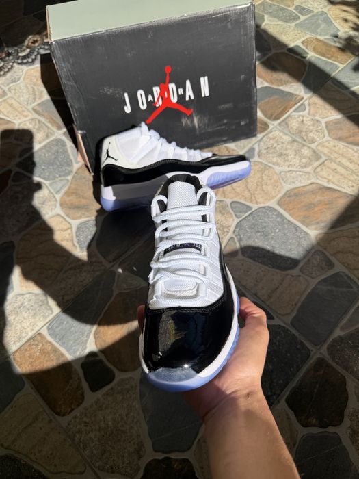 Air Jordan 11