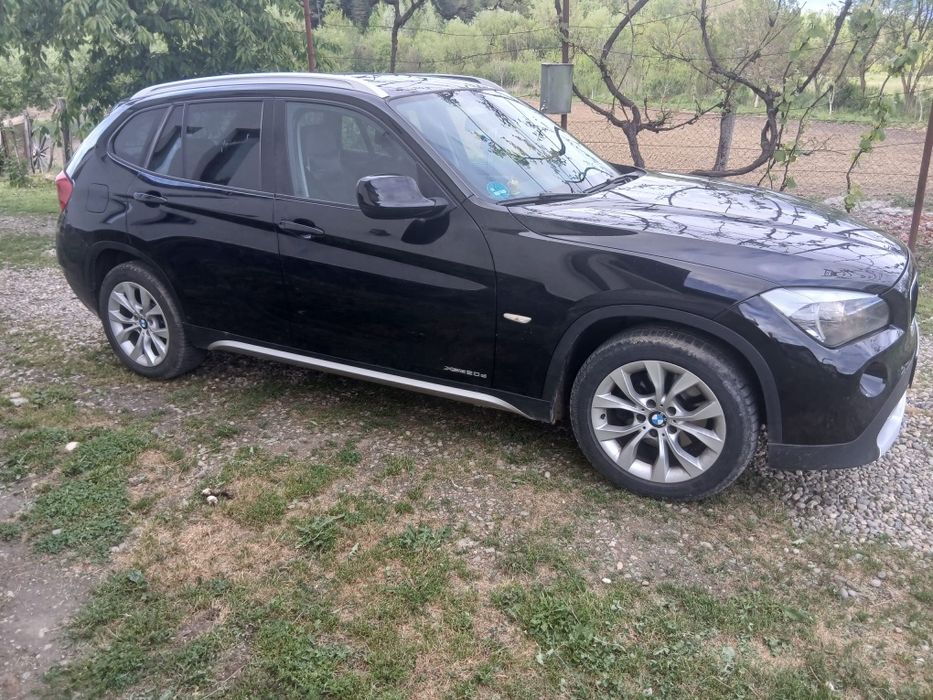 Vând BMW X1 Xdrive