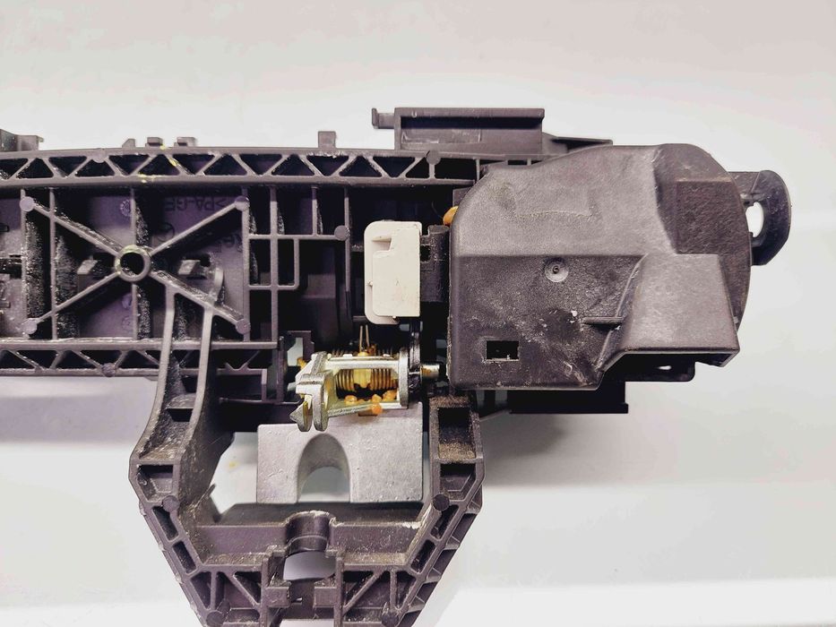 Maner usa dreapta fata Mercedes Clasa E (W212) [Fabr 2009-2016] 197 NE