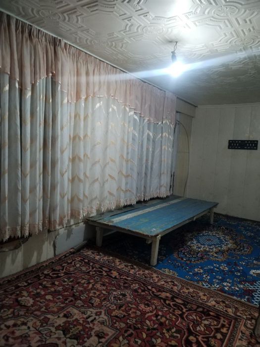 Arenda kvartira chirchiq 2 xonalik 1 etaj