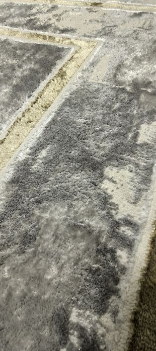 Ковёр в отличном состоянии