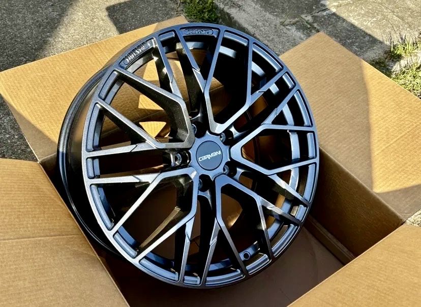 Janta aliaj Carmani 20 hyper gun 8x18 5x112 et45