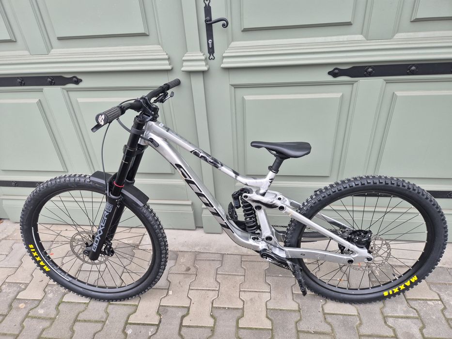 Scott Gambler 20 2026   S, L, XL