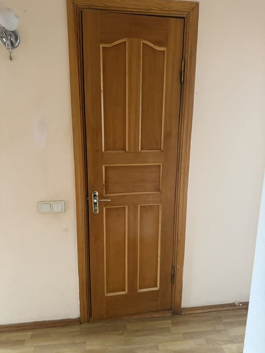 Двери дервянные