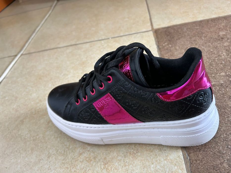 Adidași Guess girl originali