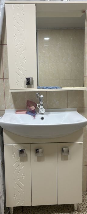 Продам ванный шкаф