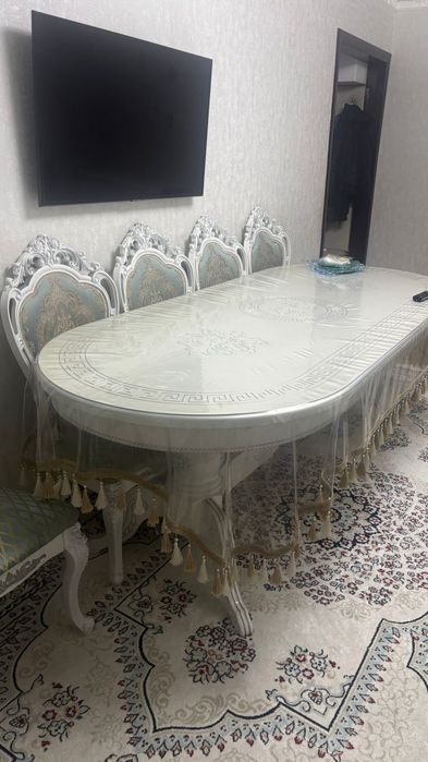 Продаётся стол + стуля