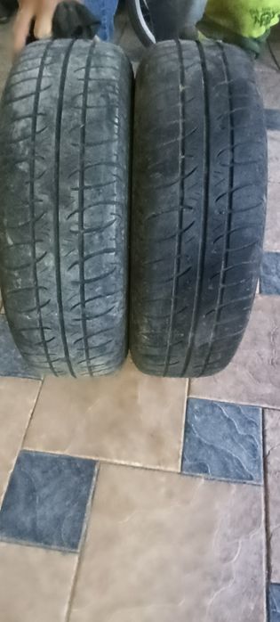 Продам 2 диски с резиной