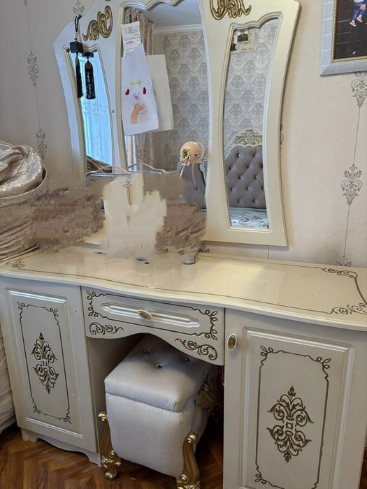 Спальный гарнитур б/у