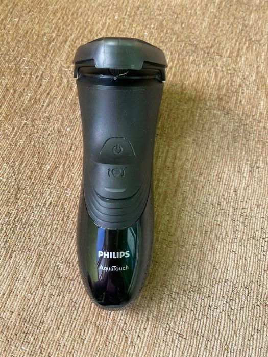 Самобръсначка за сухо бръснене PHILIPS S1110