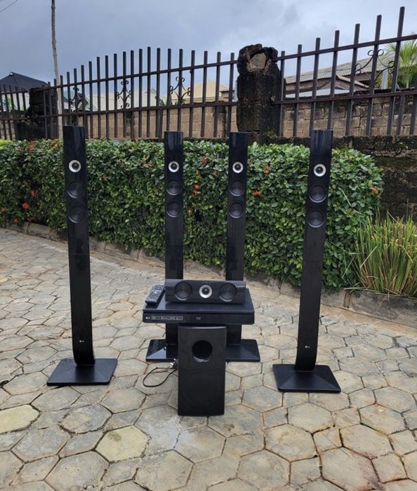 Домашний кинотеатр LG 1200 wat