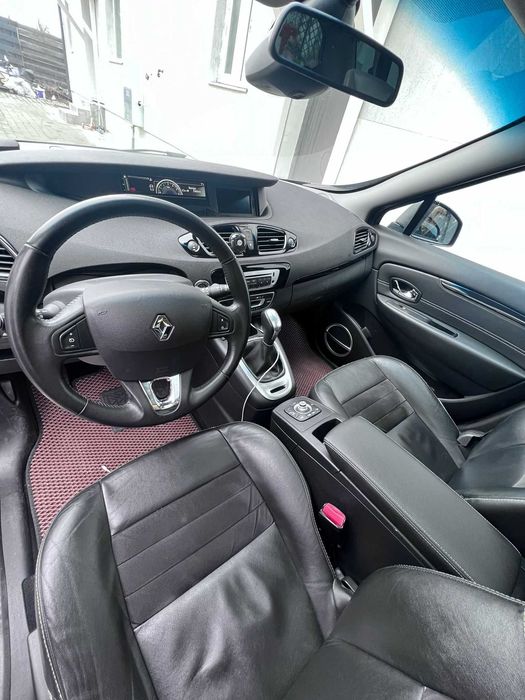 Renault Scenic  2.0 dci 150 cp automat - 5 locuri!