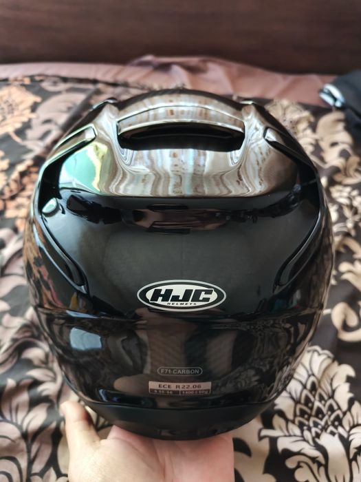 Карбонова каска за мотор HJC F71 Carbon