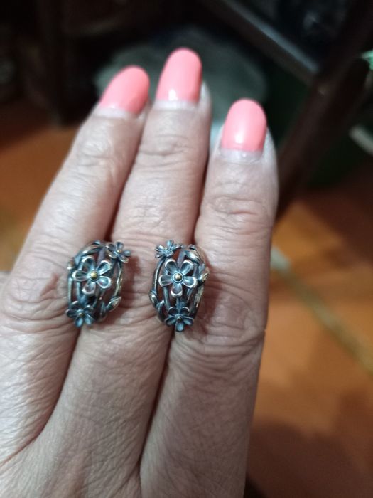 Продам серебряные серьги  925 проба