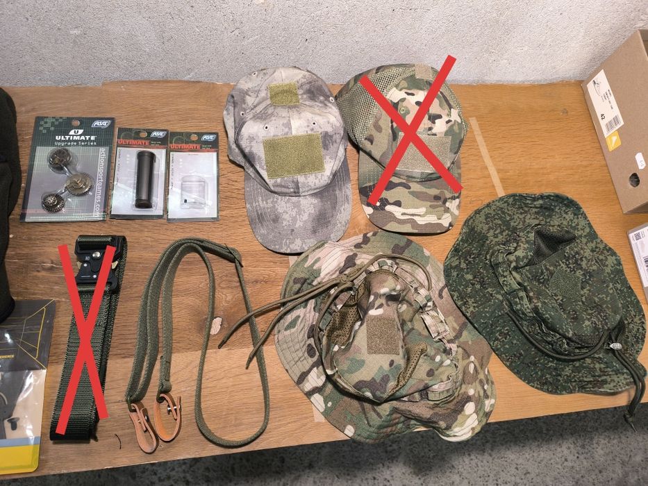 Еърсофт екипировка, облекло и принадлежности.