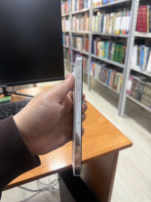 Айфон 14 Про Макс в идеальном состоянии