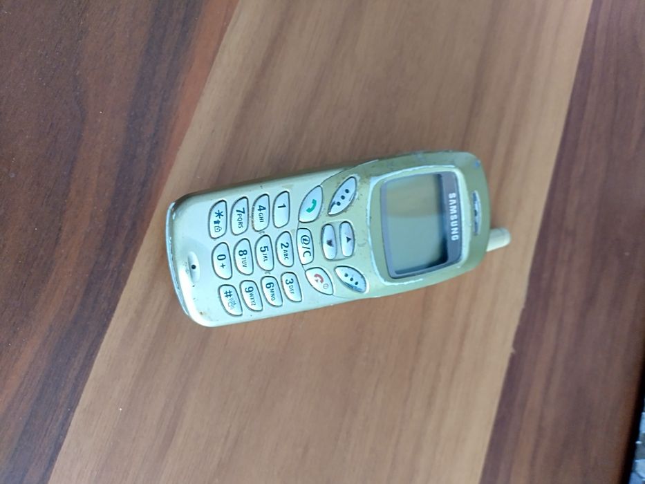 Мобилен телефон Самсунг Samsung