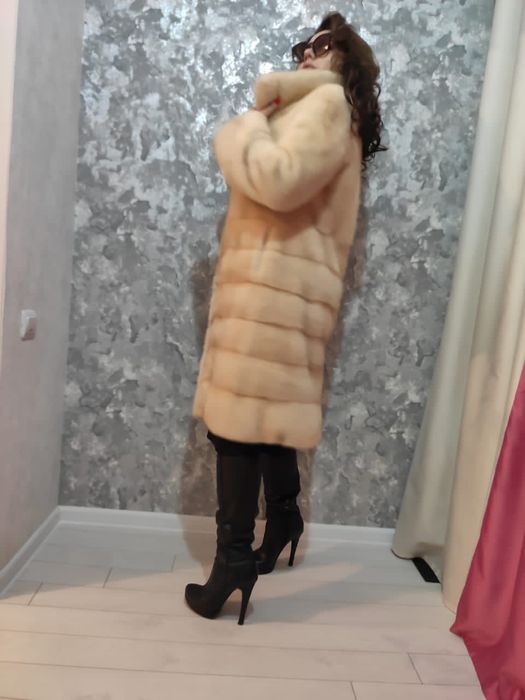 Шуба норковая светлая