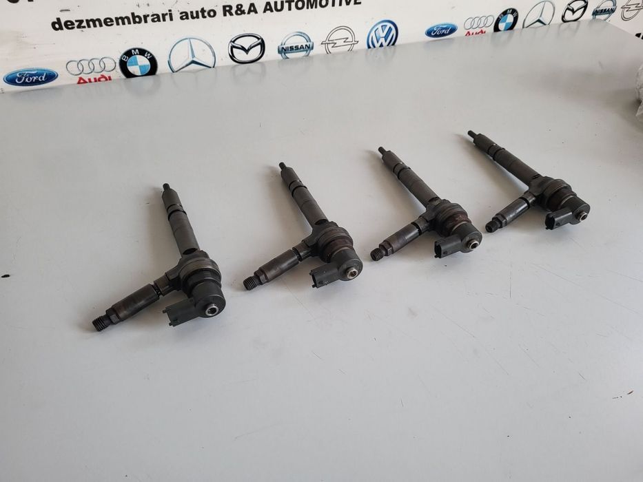 Injectoare Injector Opel Astra H Zafira B Combo 1.7 Cdti Z17DTH Cod