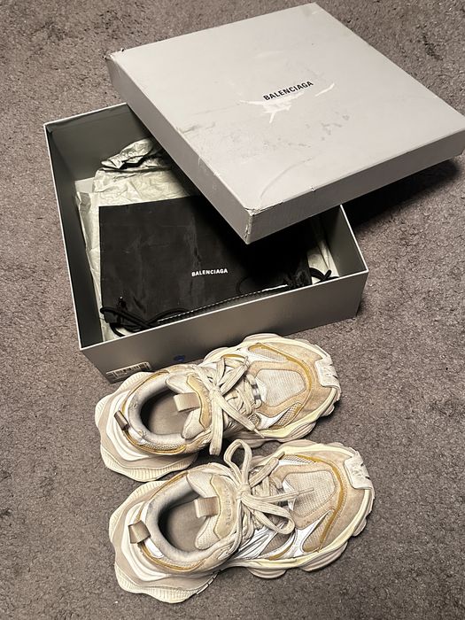 balenciaga cargo sneaker