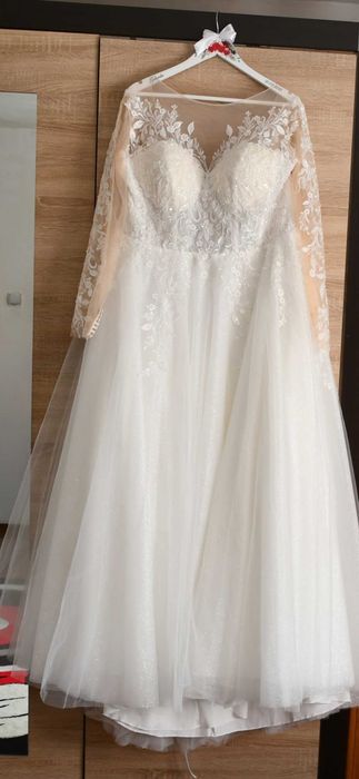 Vand rochie de mireasa stil printesa