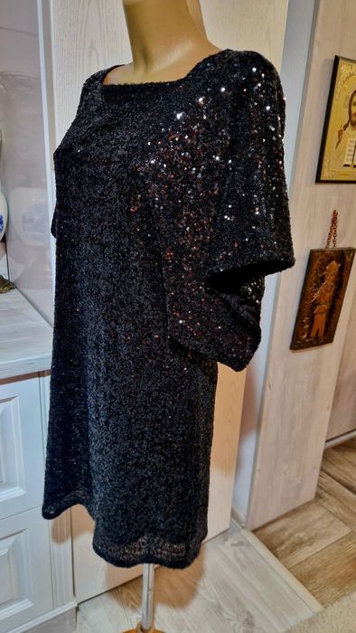 Rochie neagra paiete