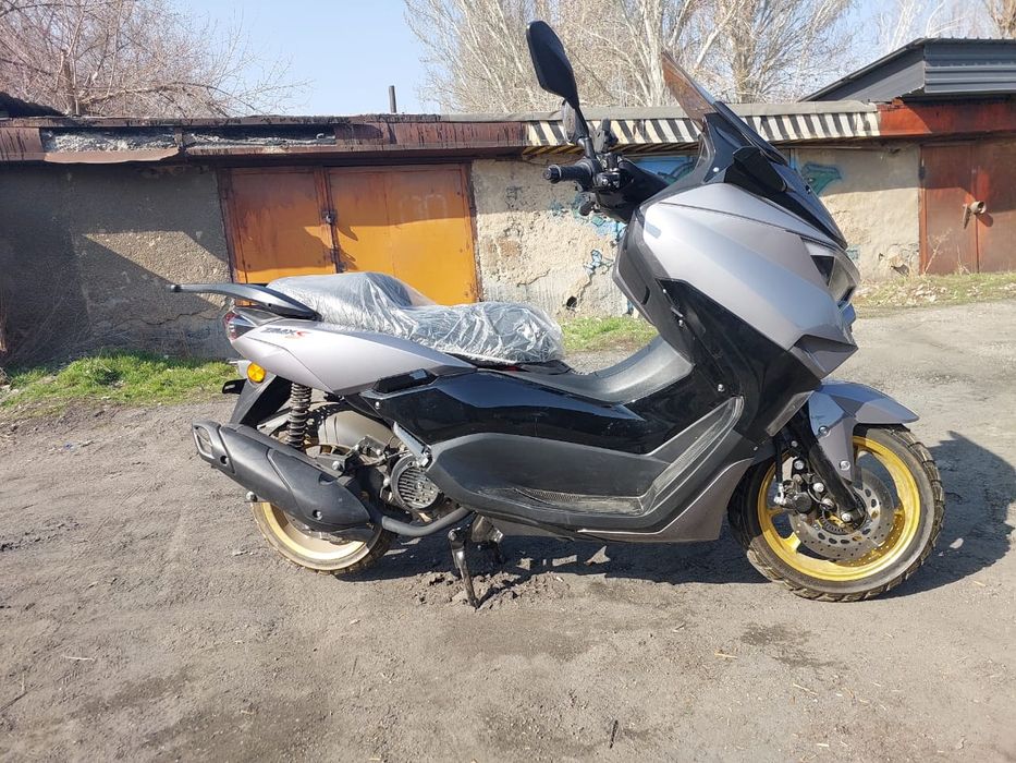 Продам мопед практически новый