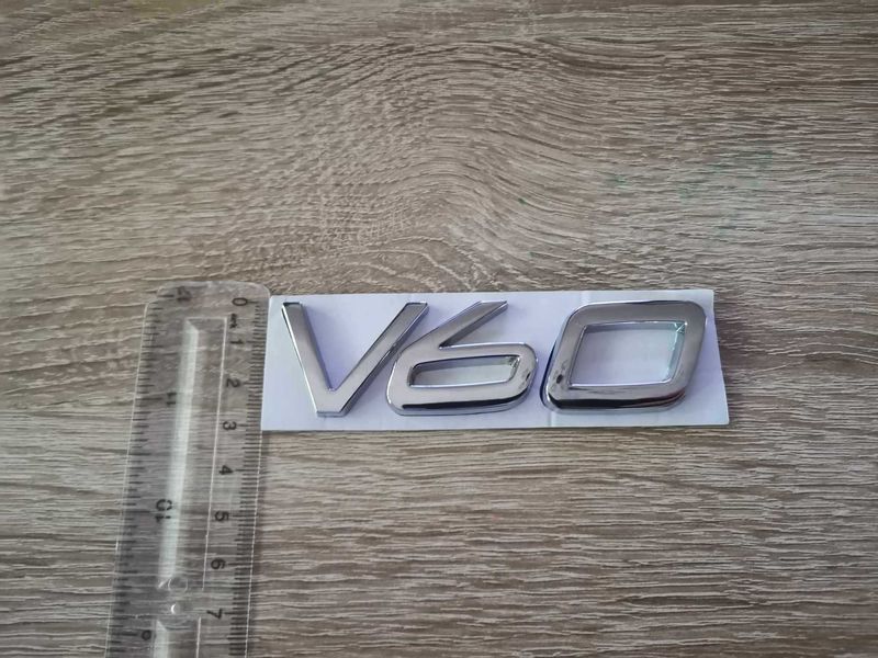 Волво Volvo V60 сребриста емблема лого