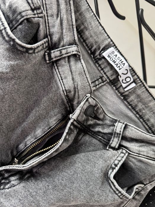 Blugi damă gri ,mărimea 29