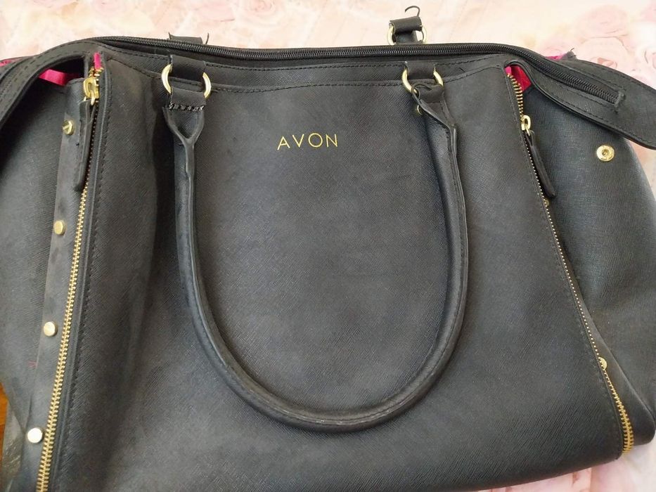 Дамска   чанта .