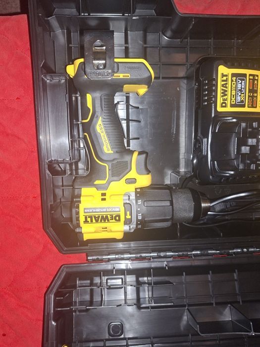 Filetantă si flex dewalt