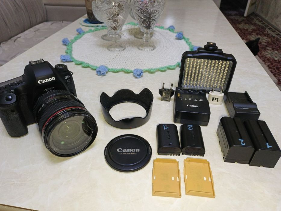 Canon 6 d mark 2 yangi barcha jixozlari bilan sotiladi