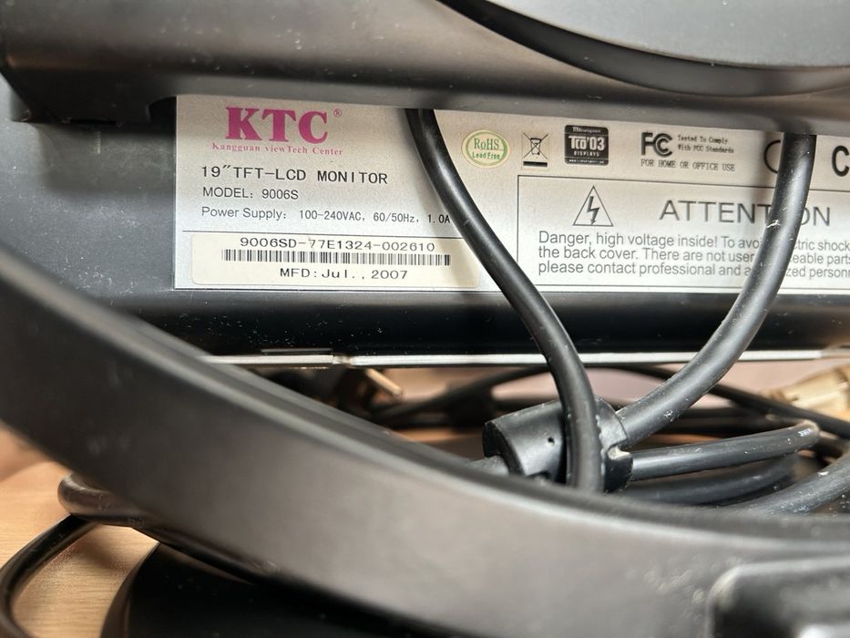 KTC 19 инча TFT-LCD монитор