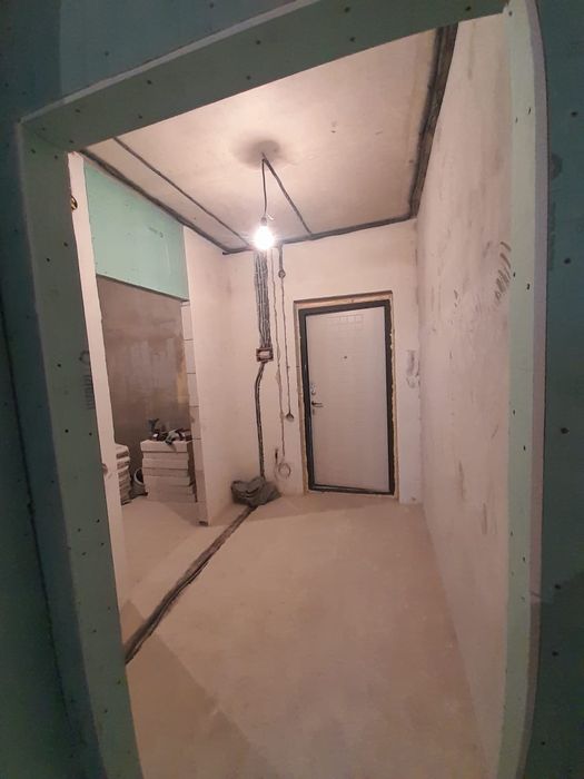 Продам  1 комнатную квартиру.