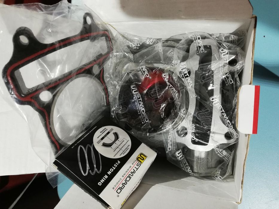 Vând piese noi scuter!